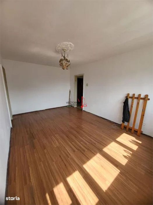 Apartament semidecomandat langa Parcul Circului