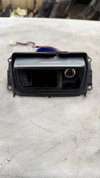 Пепелник BMW 1 E81 E82 E87 E88 3 E90 E9X