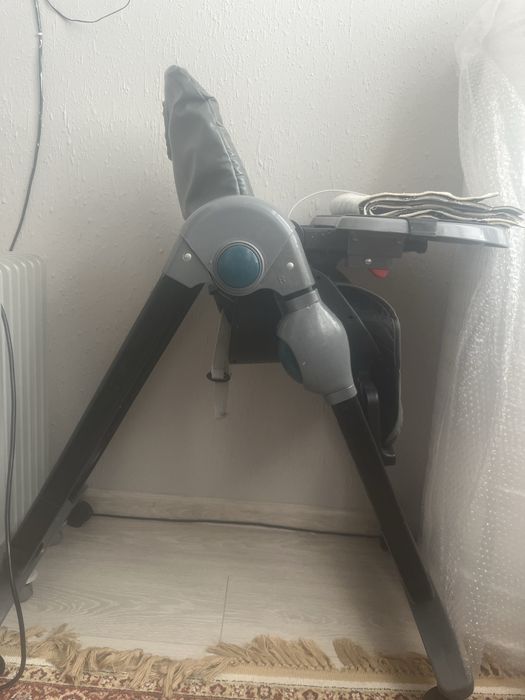 Детский стульчик для кормлении