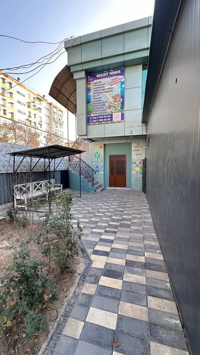 Сдаётся в аренду коммерческое помещение на Паркентском.