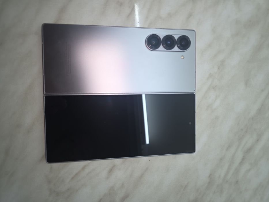 Samsung z fold 6