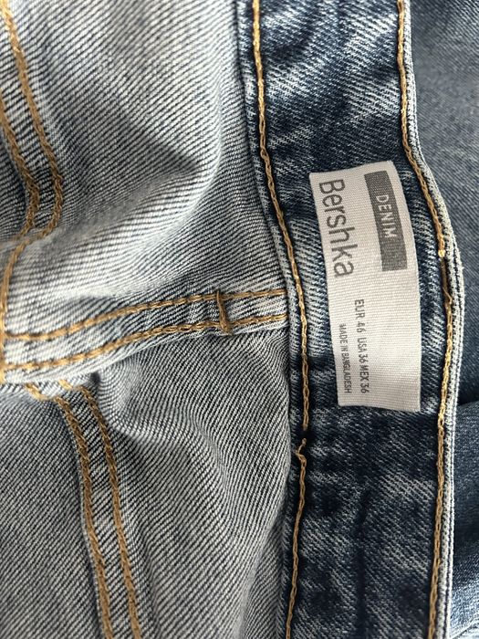 Vand blugi scurti de barbati marimea 36