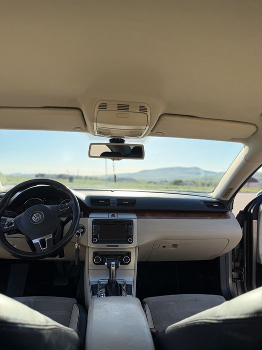 Volkswagen Passat CC 2009