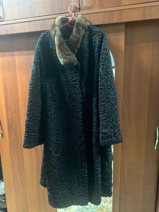 Продам шубы размеры 52-54