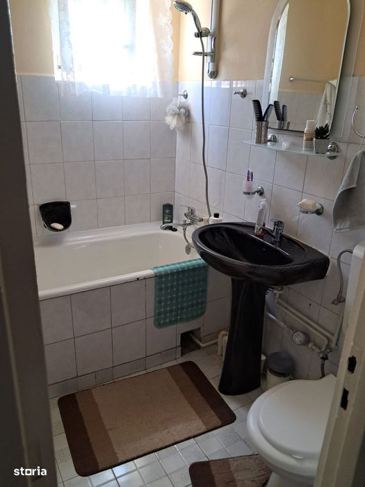 Apartament de vanzare, 3 camere, 63,59 mp Dealul Florilor