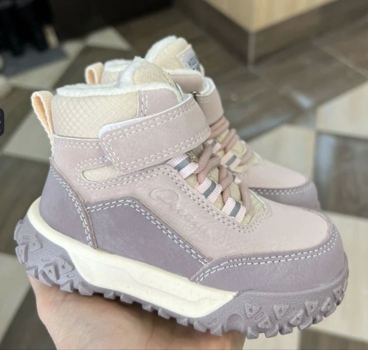 Ботинки детские весенние