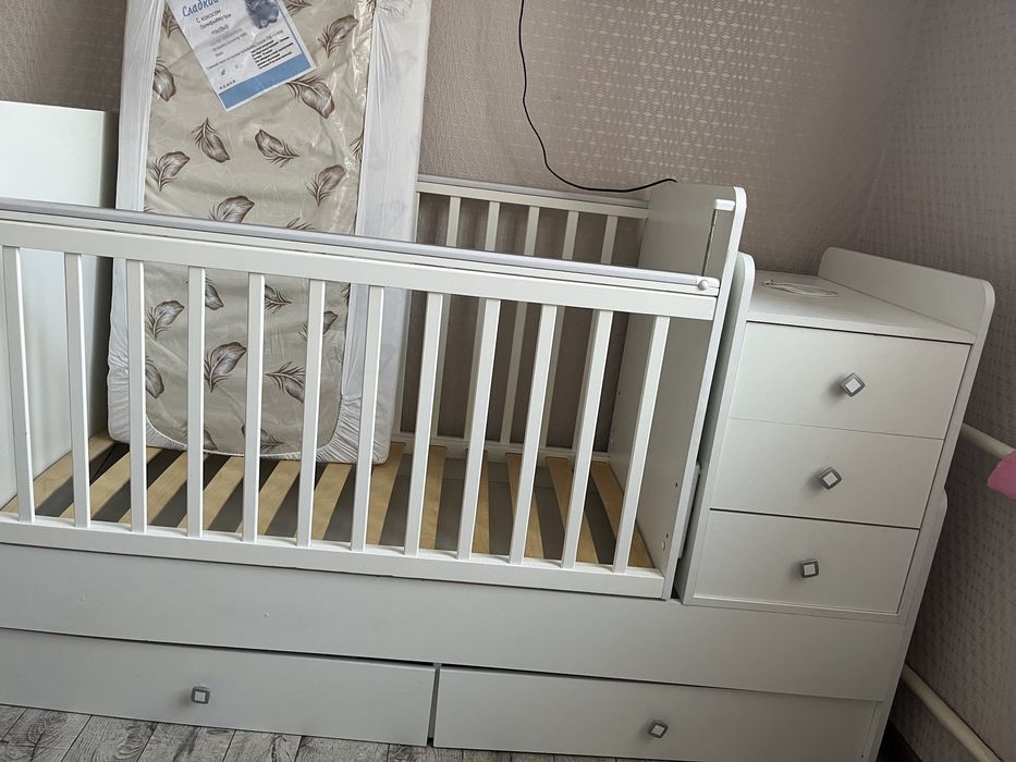 Кроватка детская