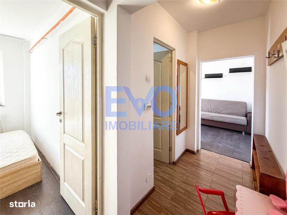 Apartament 3 camere, etajul 3, zona Tatarasi Liber