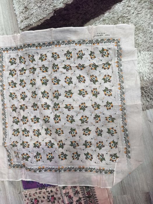 Забрадки със и без бродерия