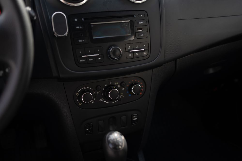 Dacia Logan 2016 1.5 dci Diesel / 90 cp / AC