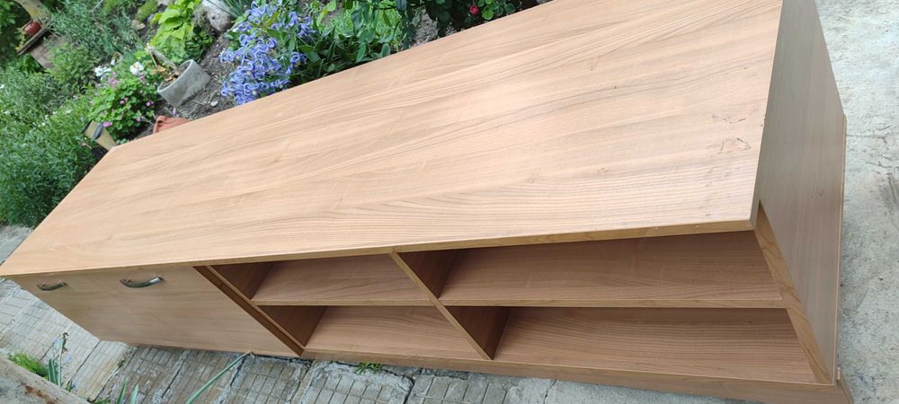 Секция масивна  два  части