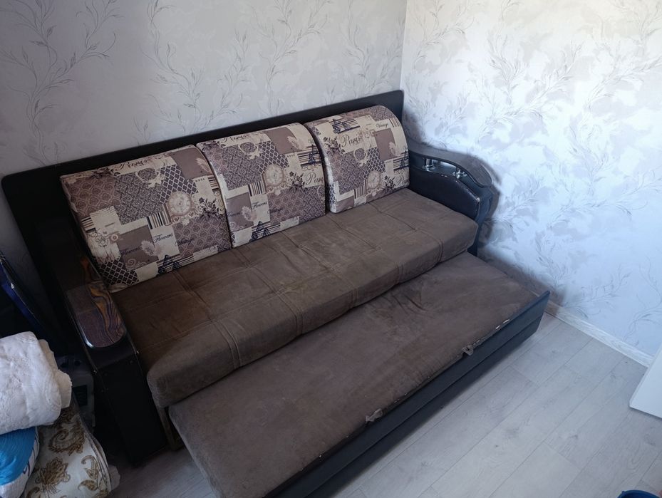 Продам диван кровать стол 3в1