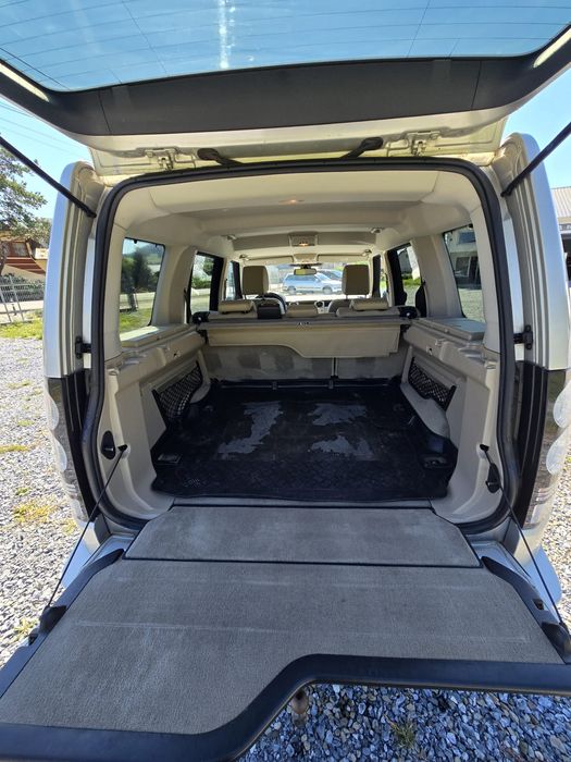 Land Rover Discovery 4 Facelift Black Edițion