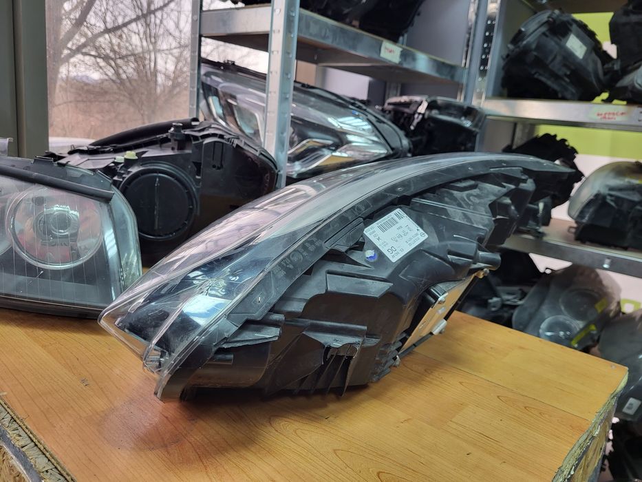 Десен фар фарове Renault Capture 2017 desen far farove рено каптюр