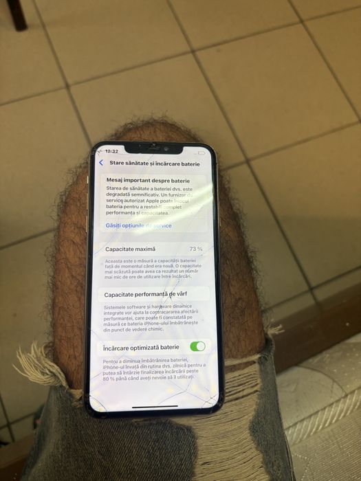 Vand Iphone 11 pro max 64gb negociabil