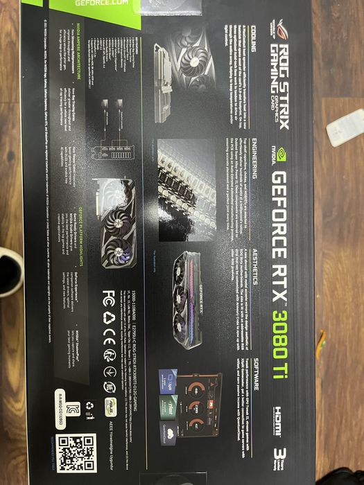 Видеокарта ASUS ROG STRIX RTX 3080ti