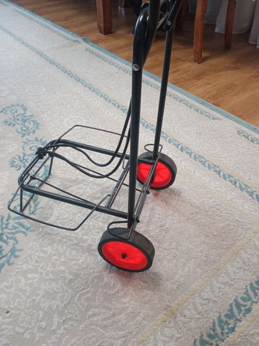 Продам тачку для товара и прочего