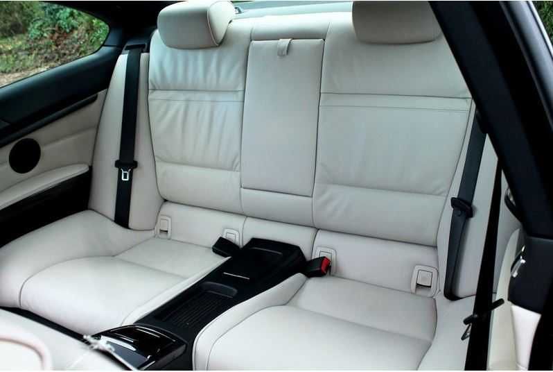 Кожен ел.рекаро салон OYSTER с подгрев и надуване от BMW E92 LCI