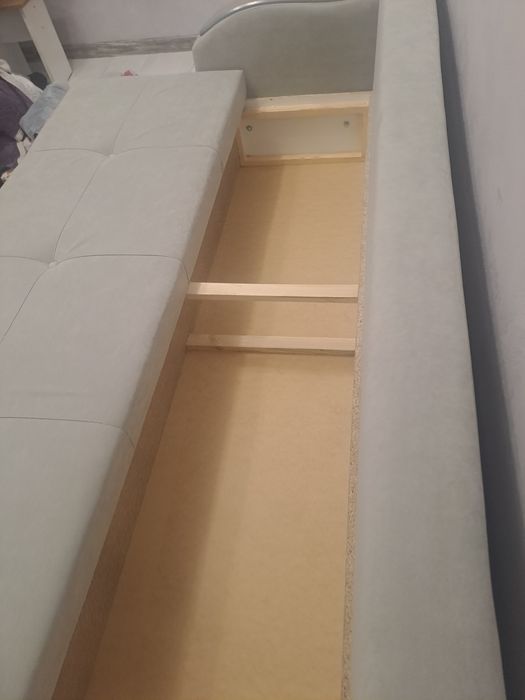 Продам диван серый