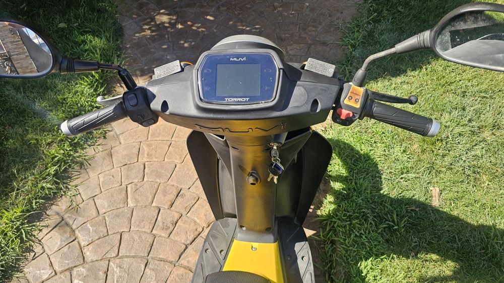 Scuter electric Glovo Torrot