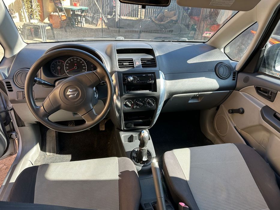 Vand/Schimb Suzuki SX4 2009 1.5 Benzina