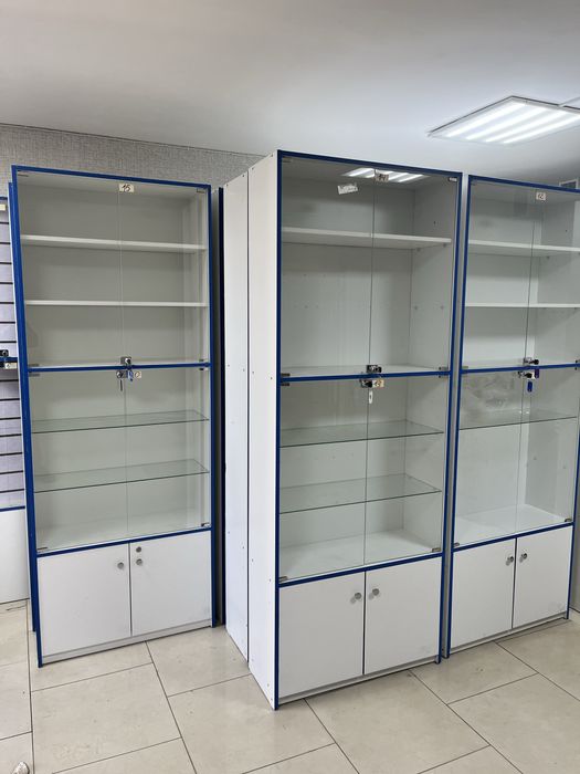 Продам витрины в хорошем состоянии