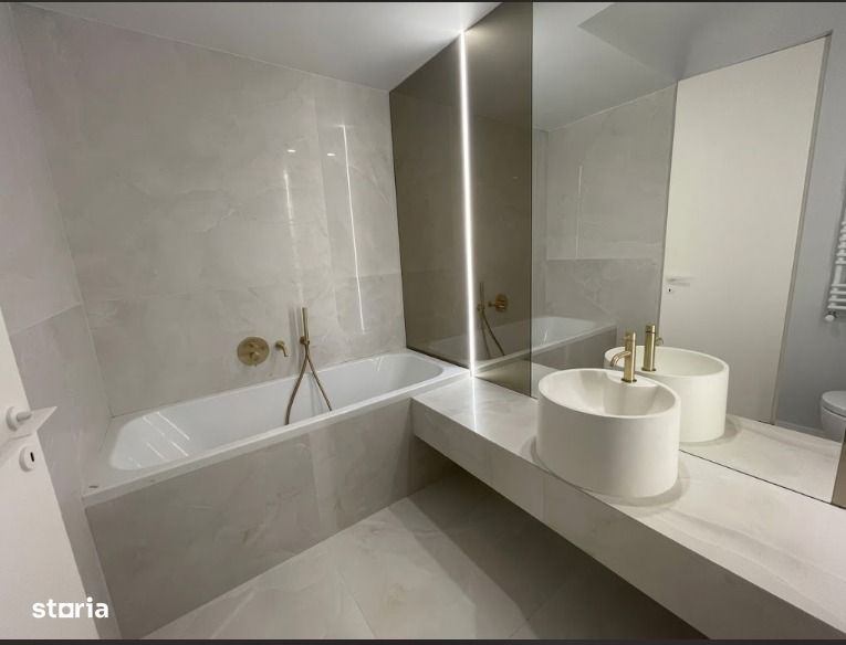 2 camere || loc de parcare inclus|| Cortina North