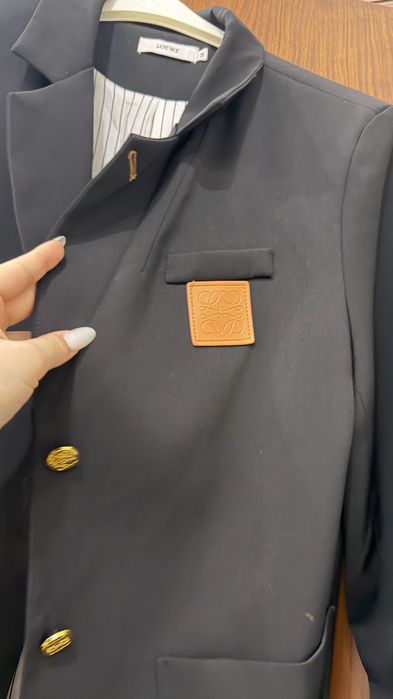 Женский пиджак в хорошем состоянии