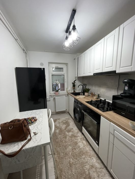 Apartament 2 camere de inchiriat