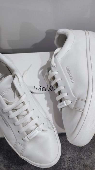 Кожени кецове Calvin Klein 37 номер и Fila 37 номер