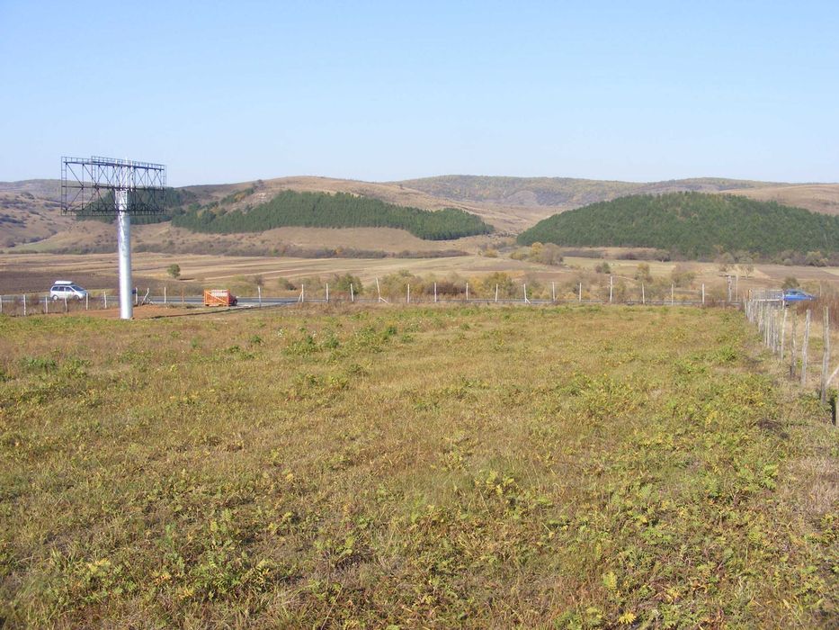 PF inchiriez 11000 mp teren in Gilau aproape autostrada acces din DN1