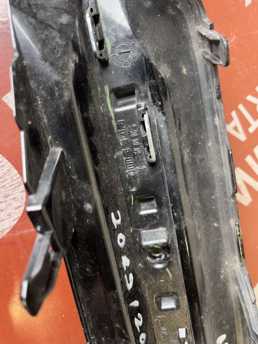 Решетка Mazda 3 2019