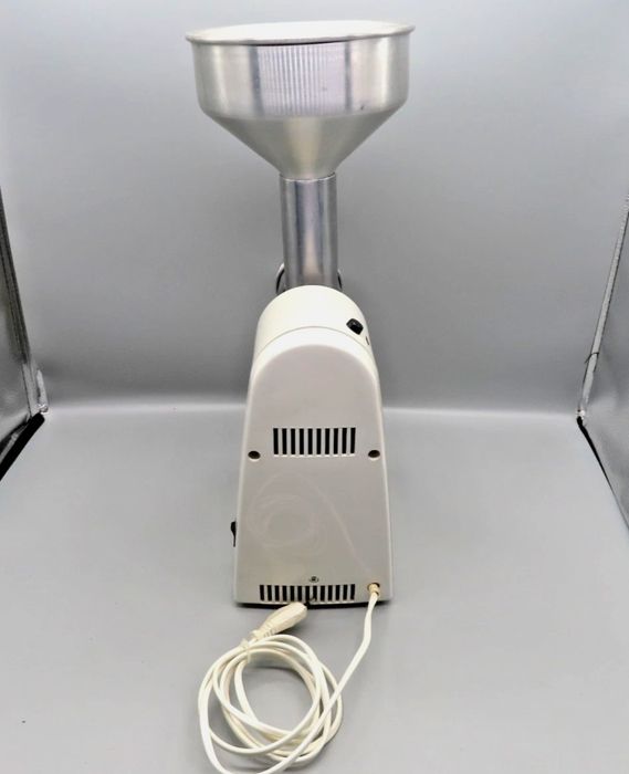 Moară electrica de cereale Jupiter