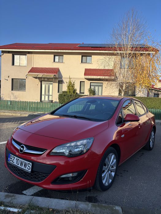 Opel Astra J 2017, motor 1.4 benzina turbo 140 CP