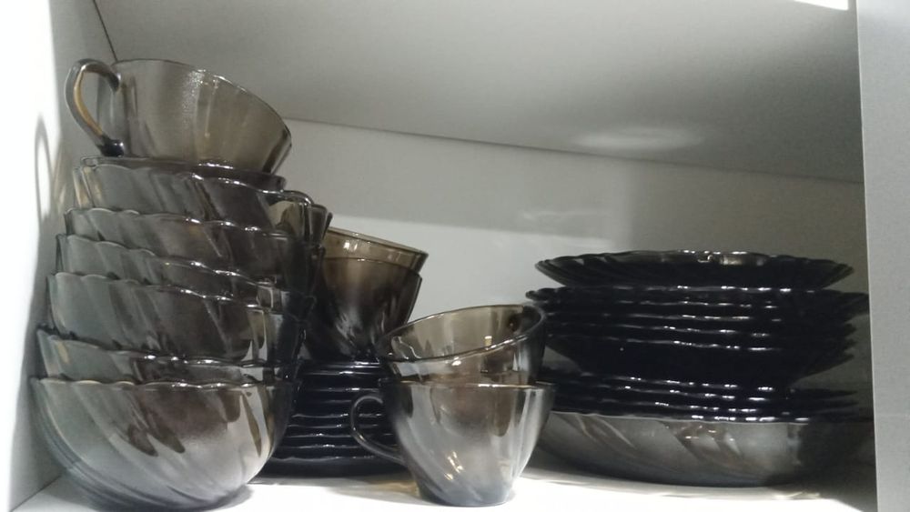 Продам    посуду