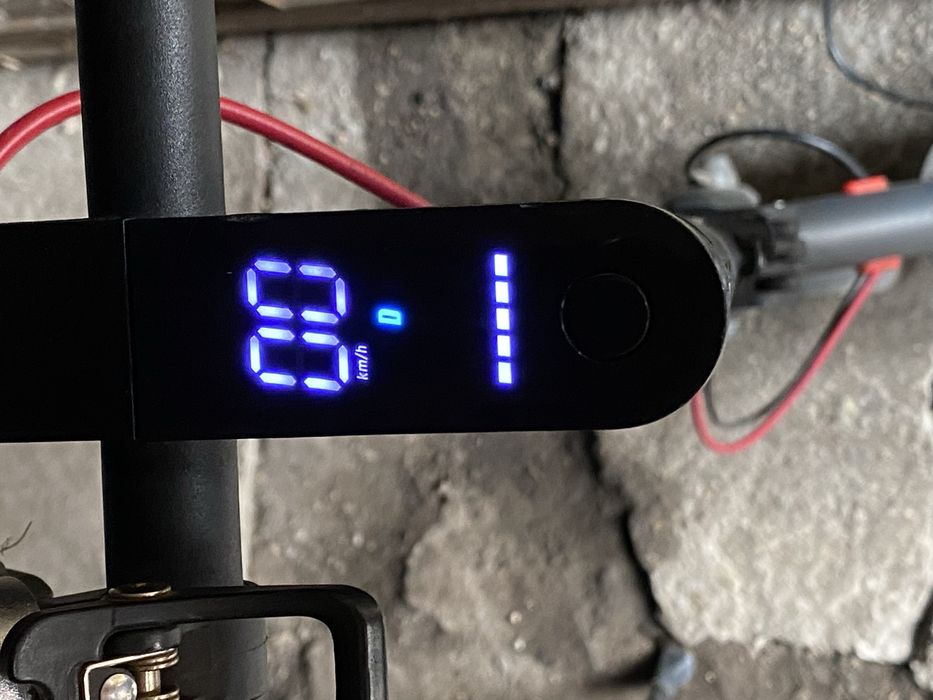 Продаю электро самокат