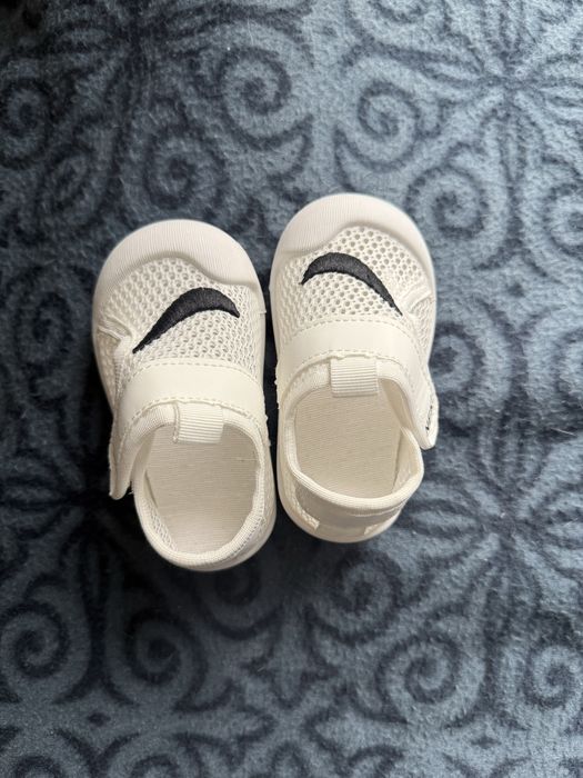 Детская обувь новая