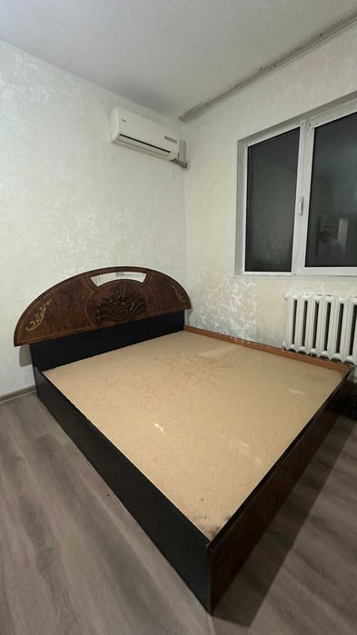Продаётся спальный гарнитур