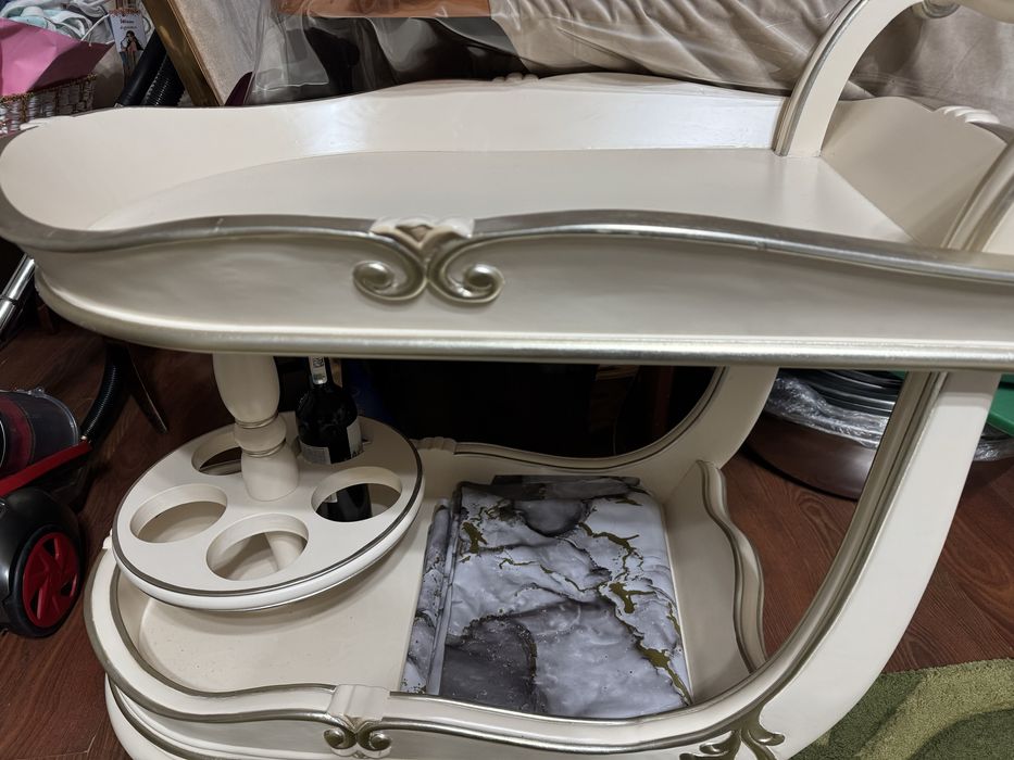 СРОЧНО стол роскошный