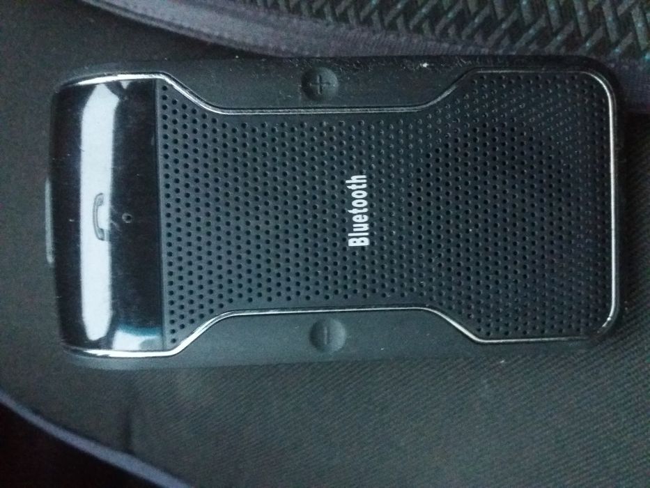 Блутут слушалка за автомобил