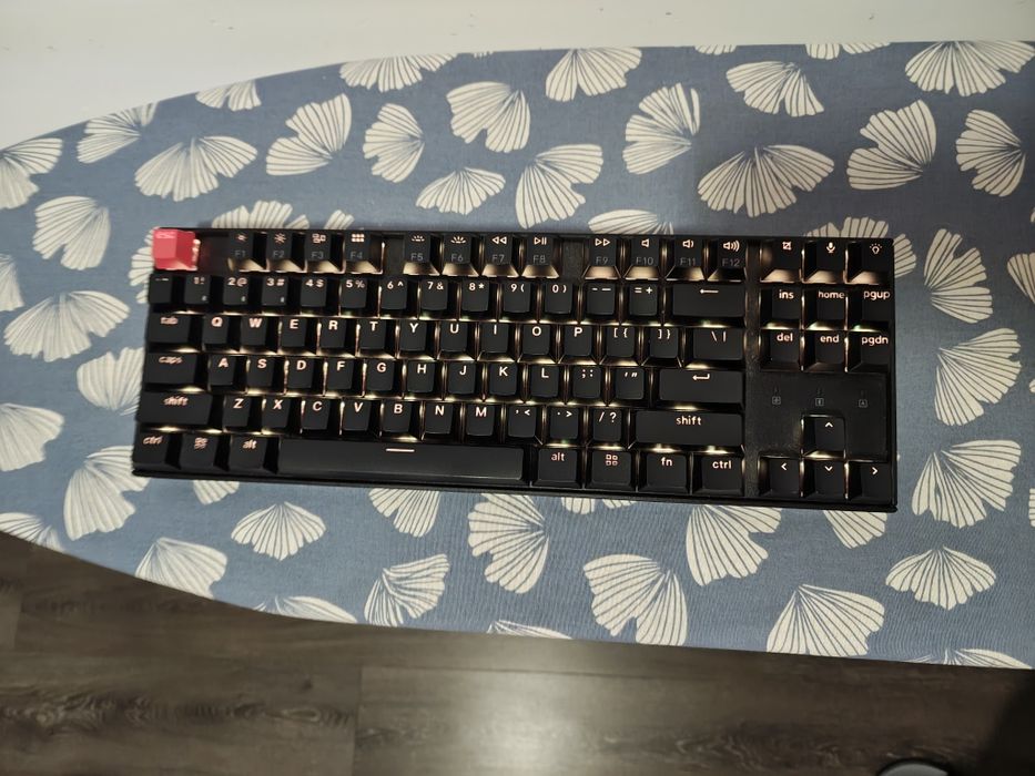 Tastatura mecanică Keycron K8