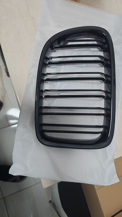 Grila Nari BMW X1 E84