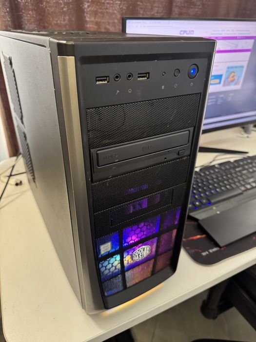 Геймърски компютър i7 7700 / RTX 3060 /32GB RAM / NVMe 256GB / HDD 1TB