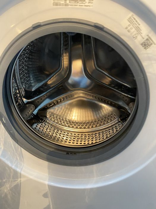 Продаю стиральную машину