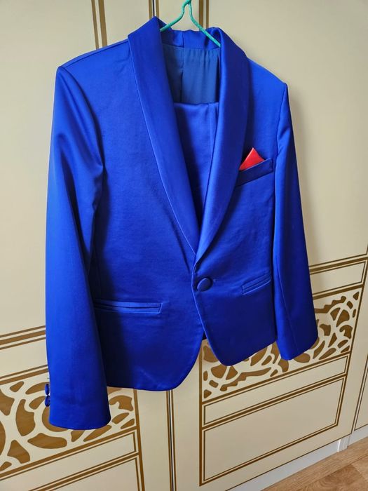 Концертные костюмы