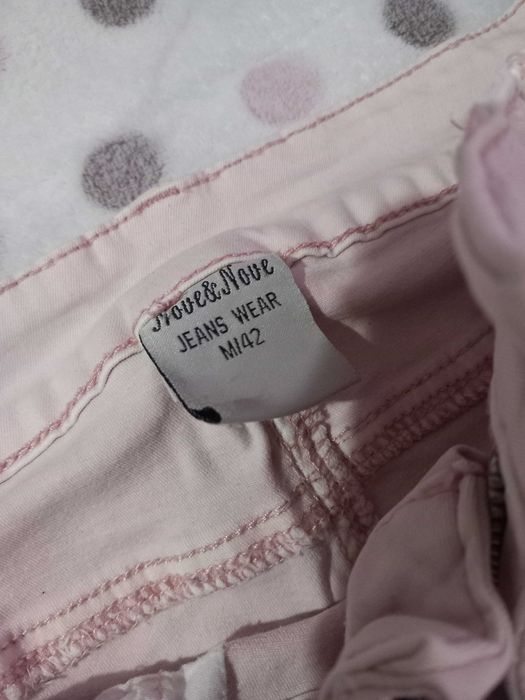 Различни дамски дънки