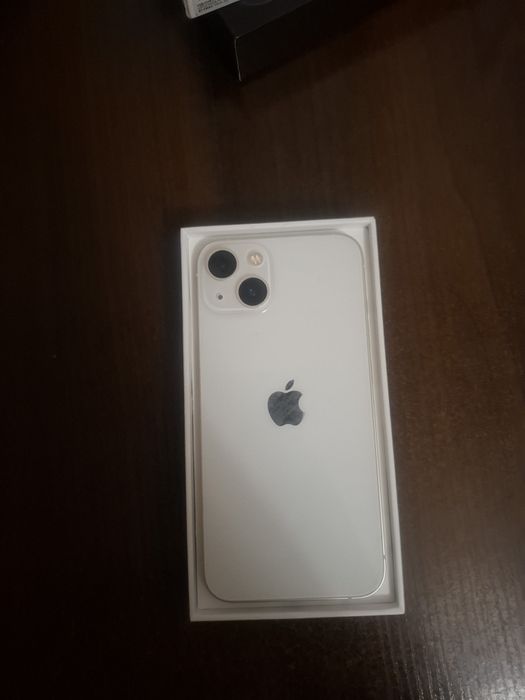 Продам 13 айфон 128 акб 100