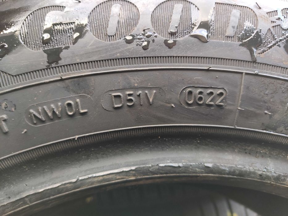 4бр Като нови летни гуми за БУС 215 65 16 С - Goodyear