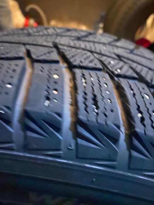 Продам шины в хорошем состояний