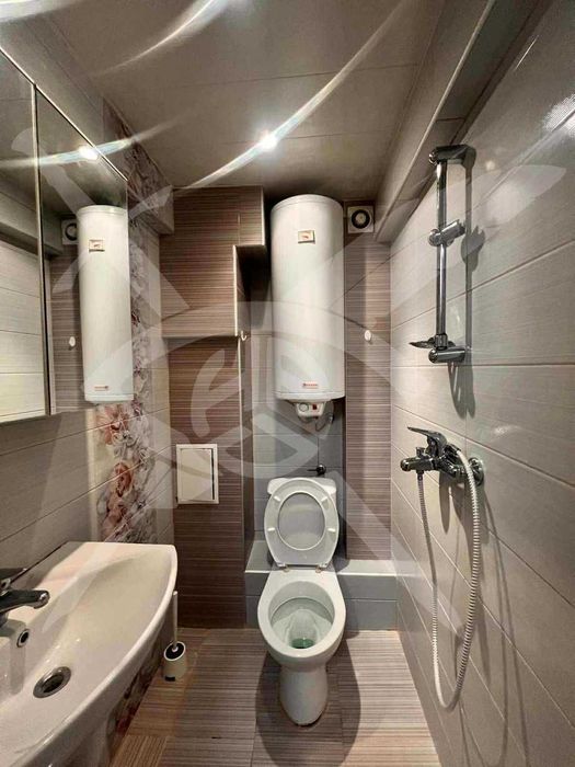 Дава се под наем Двустаен апартамент в Варна, Център - 55 кв.м за 400 € - Снимка #6